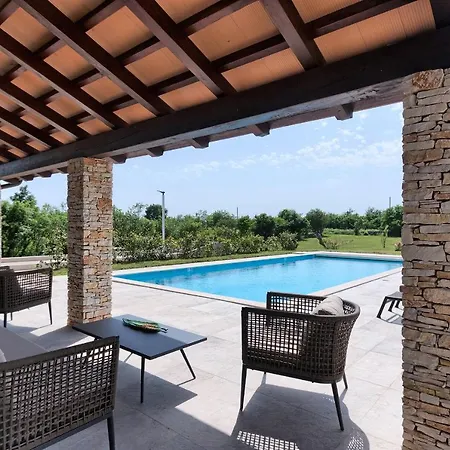 펜션 Poolincluded - Stancija Cabrunici Svetvinčenat